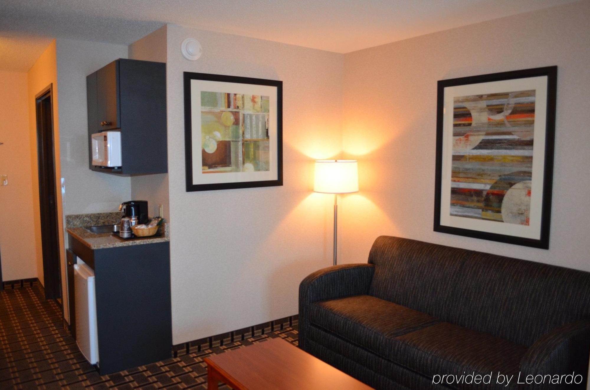 Holiday Inn Express Hotel & Suites Clearfield By Ihg Esterno foto